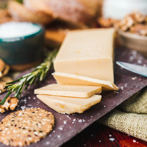 Vegusto Vegan Mild Aromatic Cheese 200g (cold)